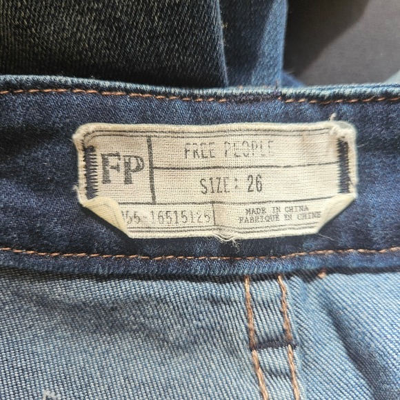 Free People Milo Washed Denim Overalls Dark Wash Distressed 5 Pocket Sz 26 - Picture 13 of 15